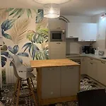 Des Coteaux Du Preconil Апартаменты