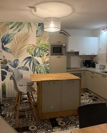 Des Coteaux Du Preconil Apartment