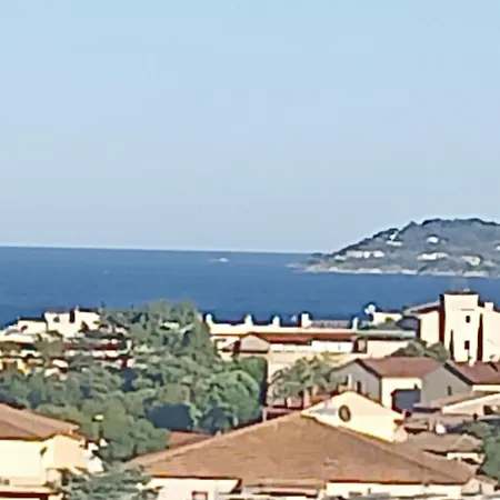Des Coteaux Du Preconil Apartamento Sainte-Maxime